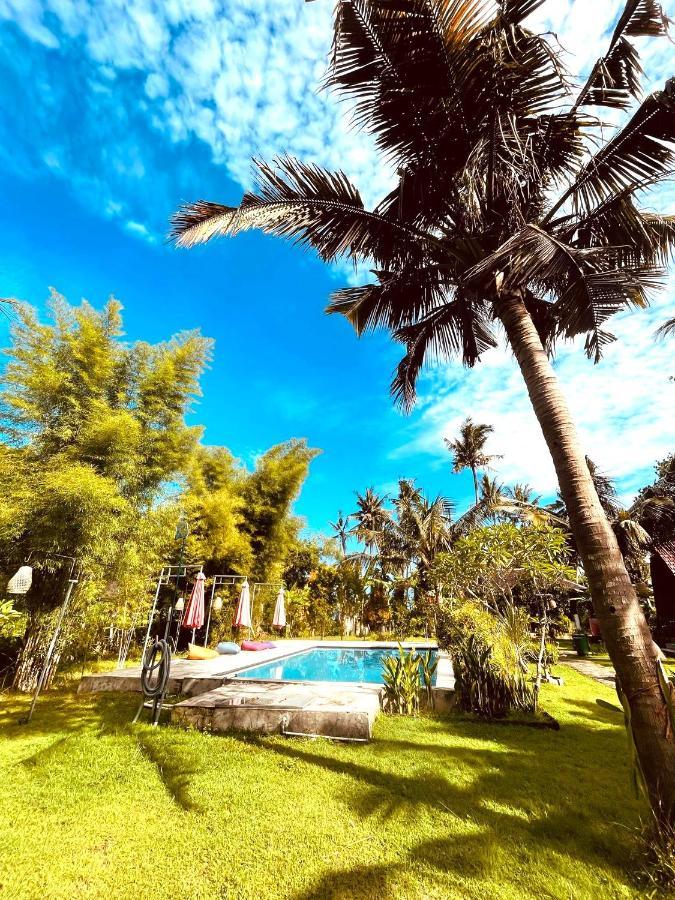 Apit Lawang Villas & Resto Batununggul Eksteriør bilde