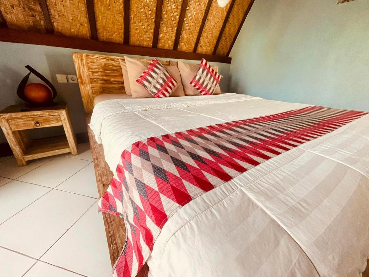 Apit Lawang Villas & Resto Batununggul Eksteriør bilde