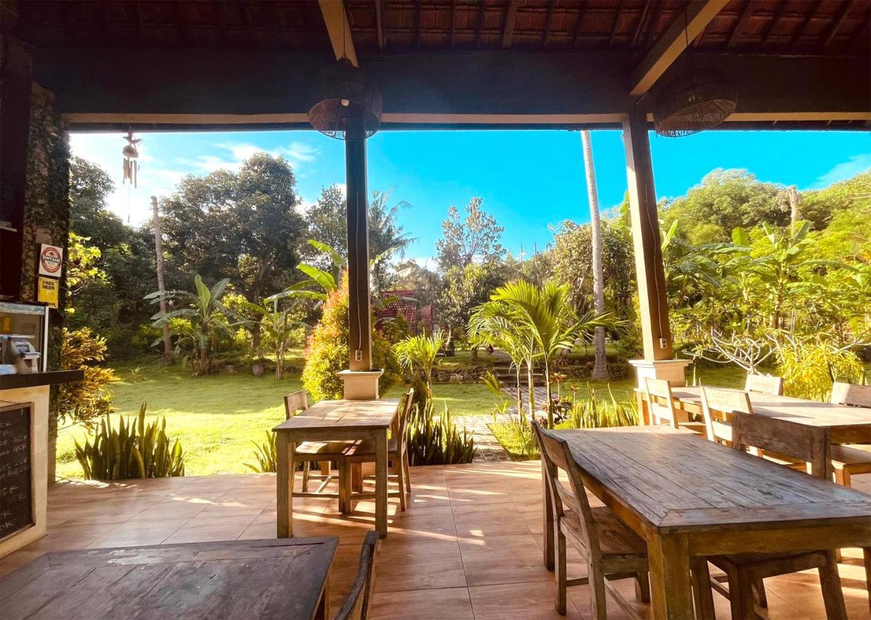 Apit Lawang Villas & Resto Batununggul Eksteriør bilde