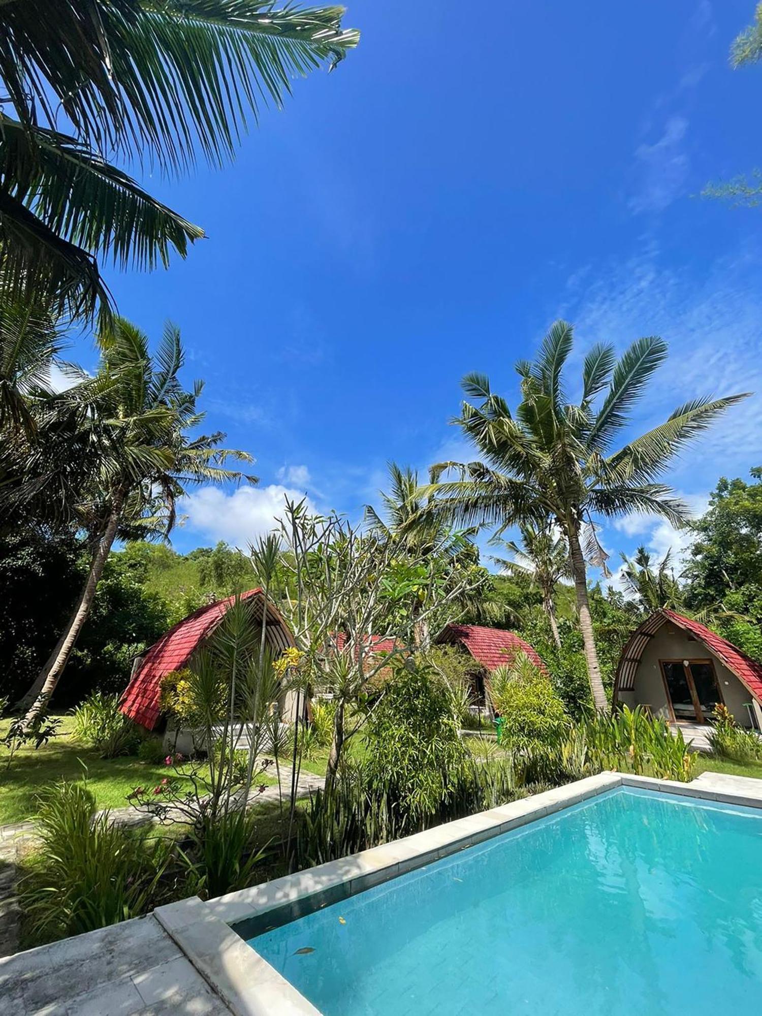 Apit Lawang Villas & Resto Batununggul Eksteriør bilde