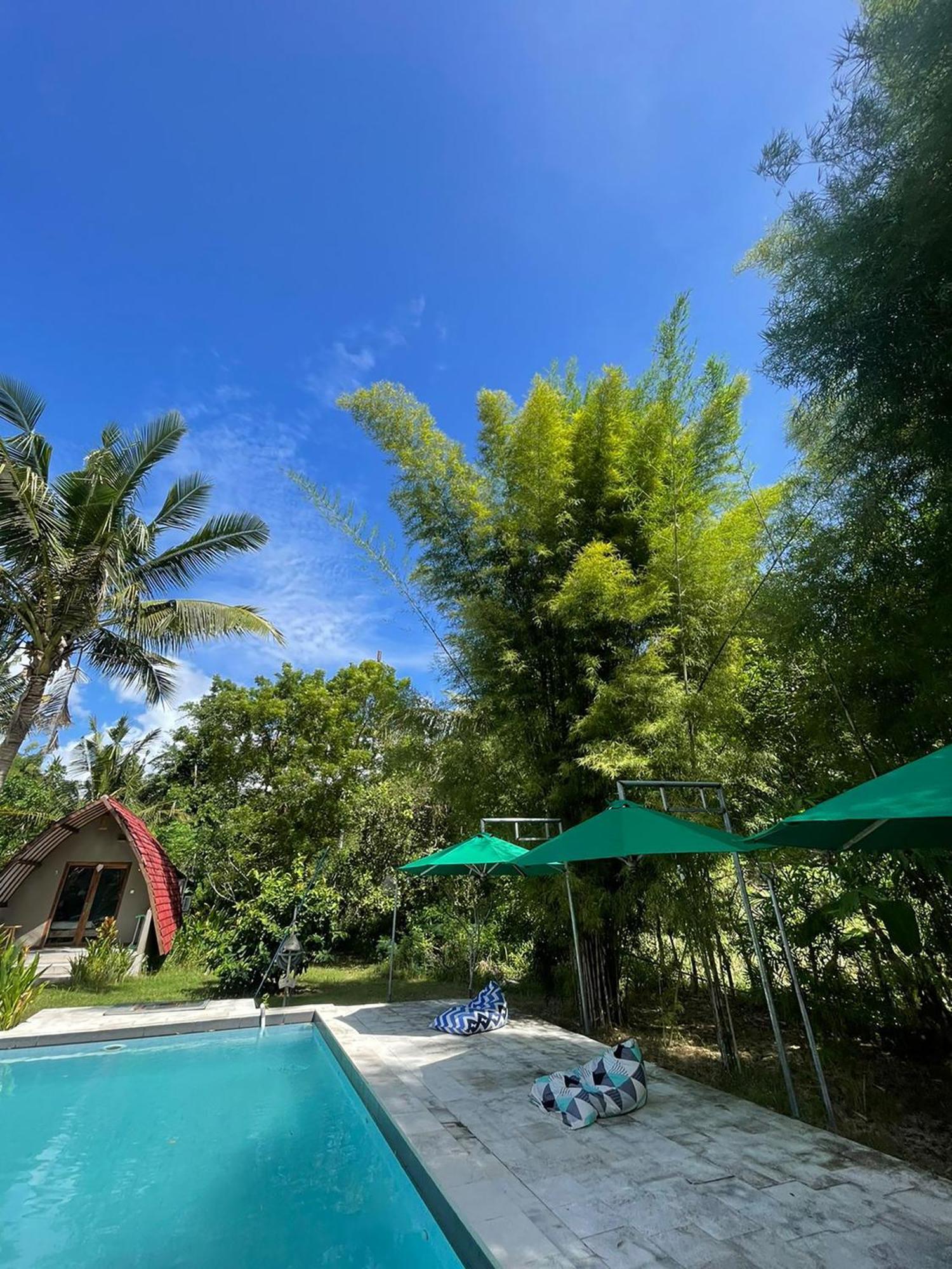 Apit Lawang Villas & Resto Batununggul Eksteriør bilde