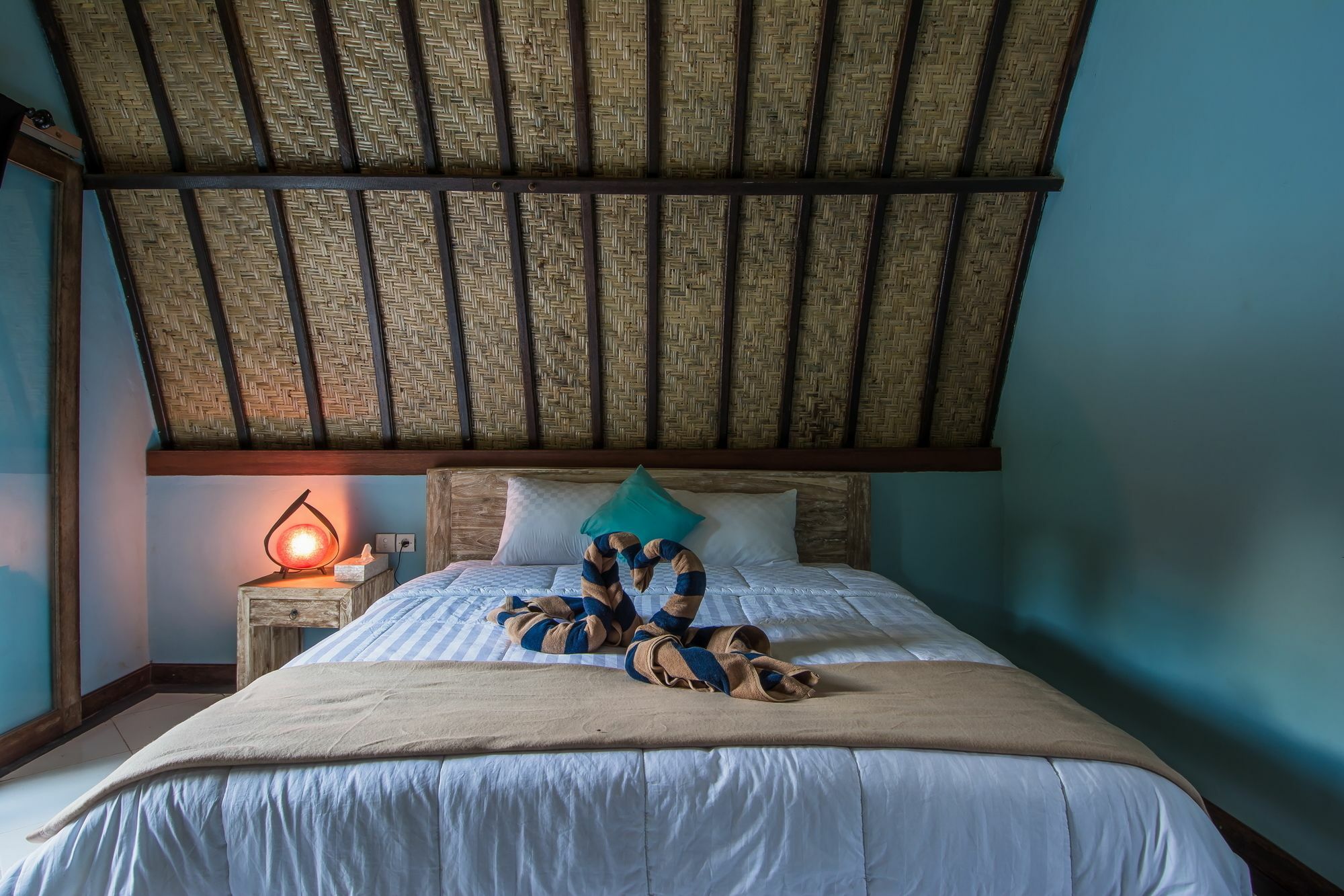 Apit Lawang Villas & Resto Batununggul Eksteriør bilde